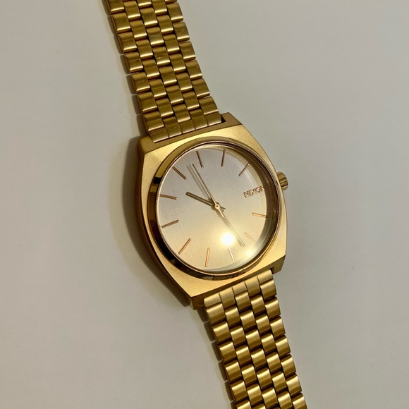 Nixon Accessories - Nixon watch